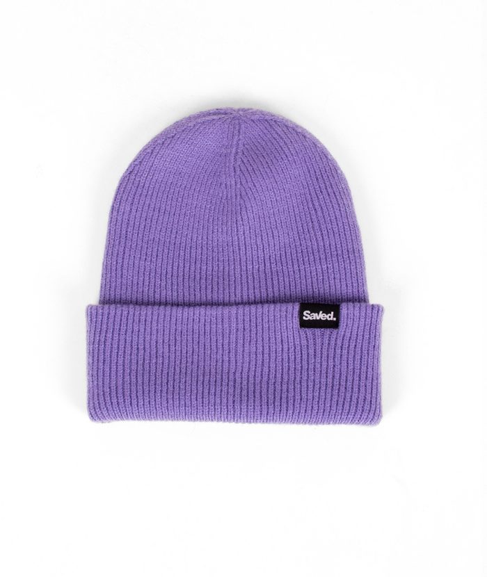 czapka chrześcijańska zimowa marki Saved w modnym kolorze fioletowym.
