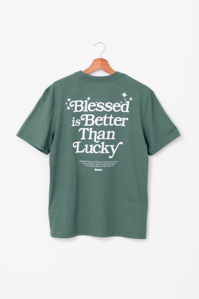 Koszulka Chrześcijańska damska z nadrukiem Blessed is Better than lucky. Kolor zielony bawełna organiczna