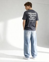 Koszulka_chrzescijańska_Blessed-is-Better-Than-Lucky_CHA_06